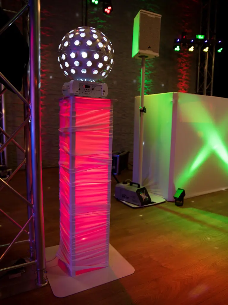 32000050d.webp