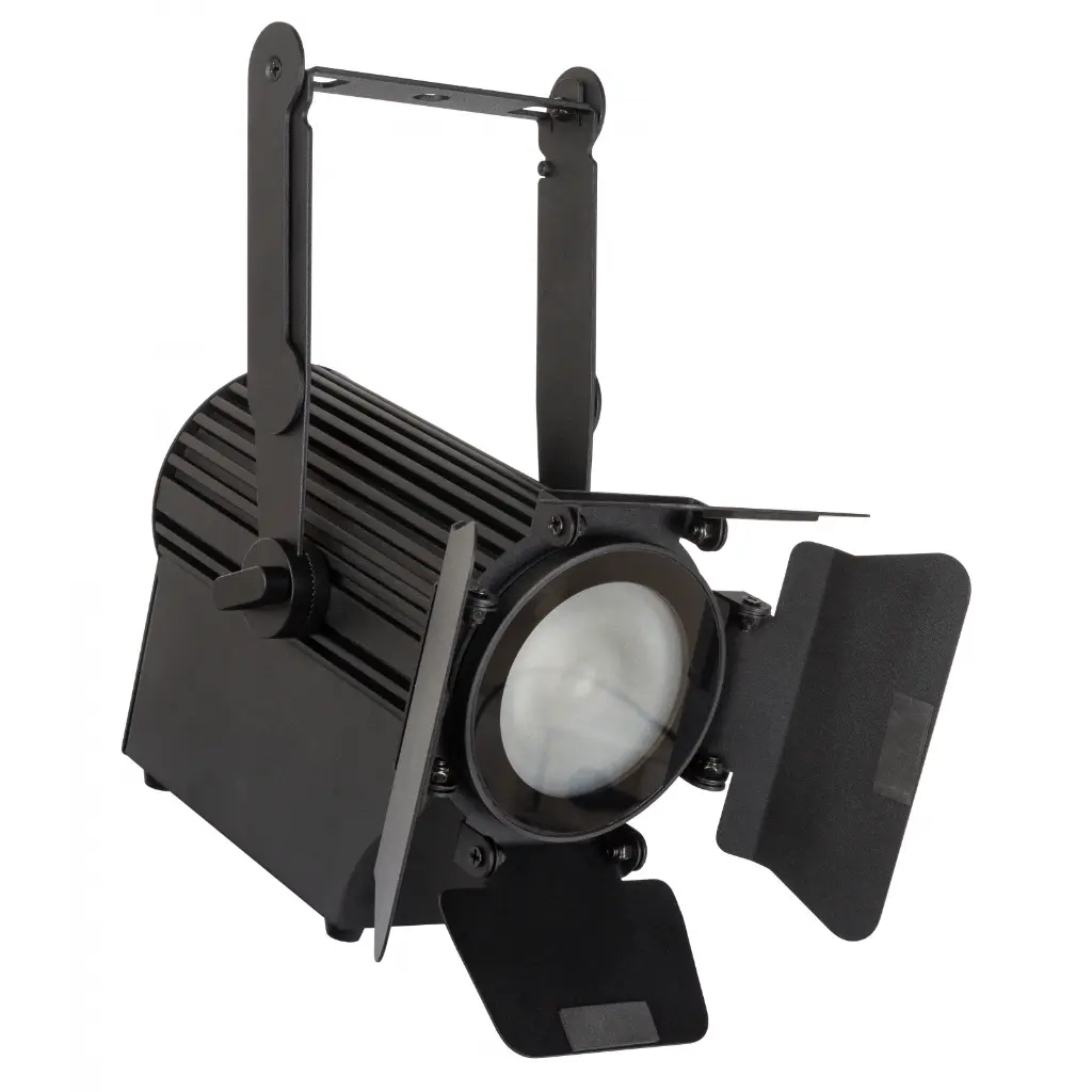 cam-spot-30tw-front-5hr-hanging.webp