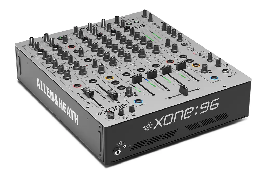 Xone 96 3 Quarter Left Web.webp