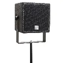 sc-05_stand_close_up.webp