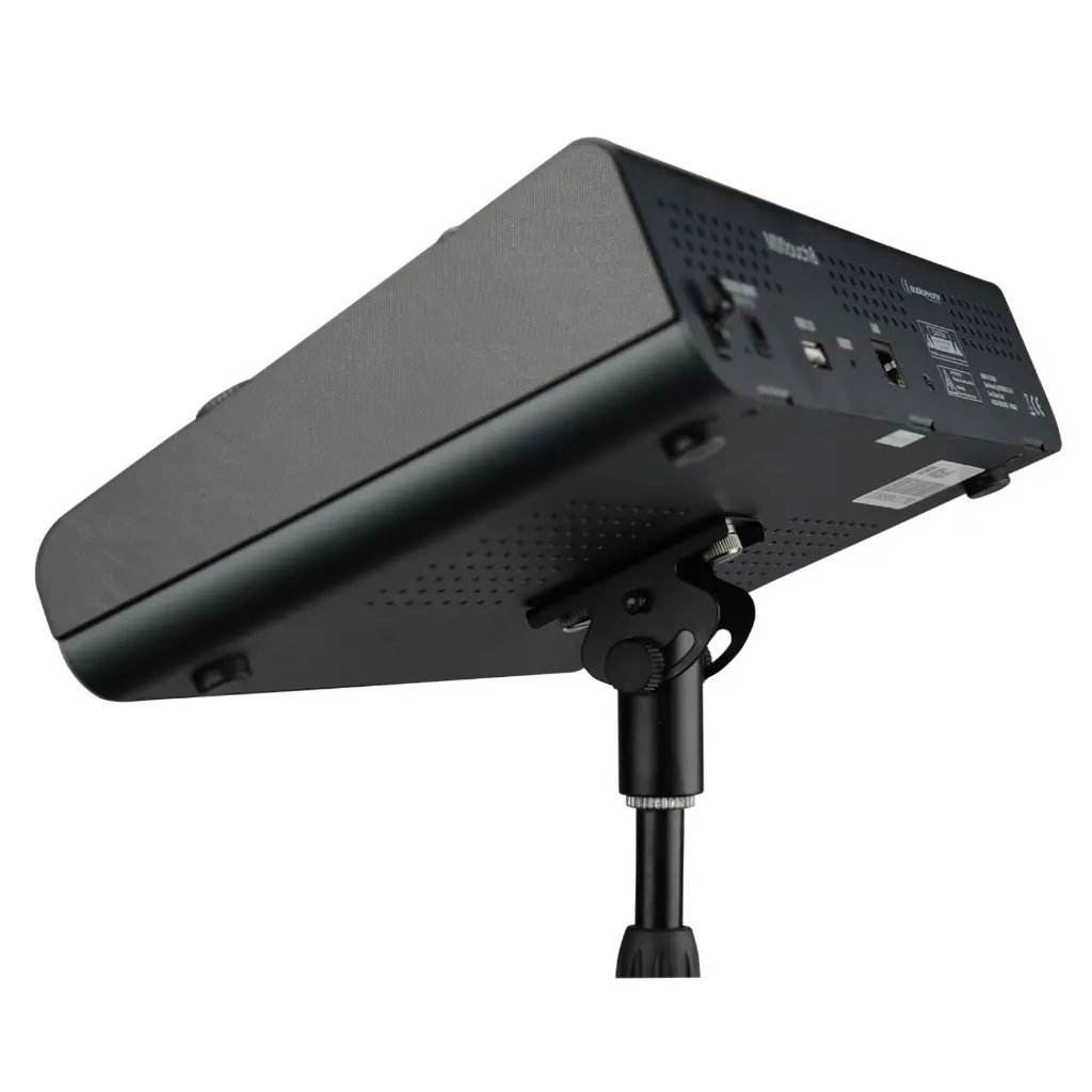 mi46u-stand_in-situ.webp