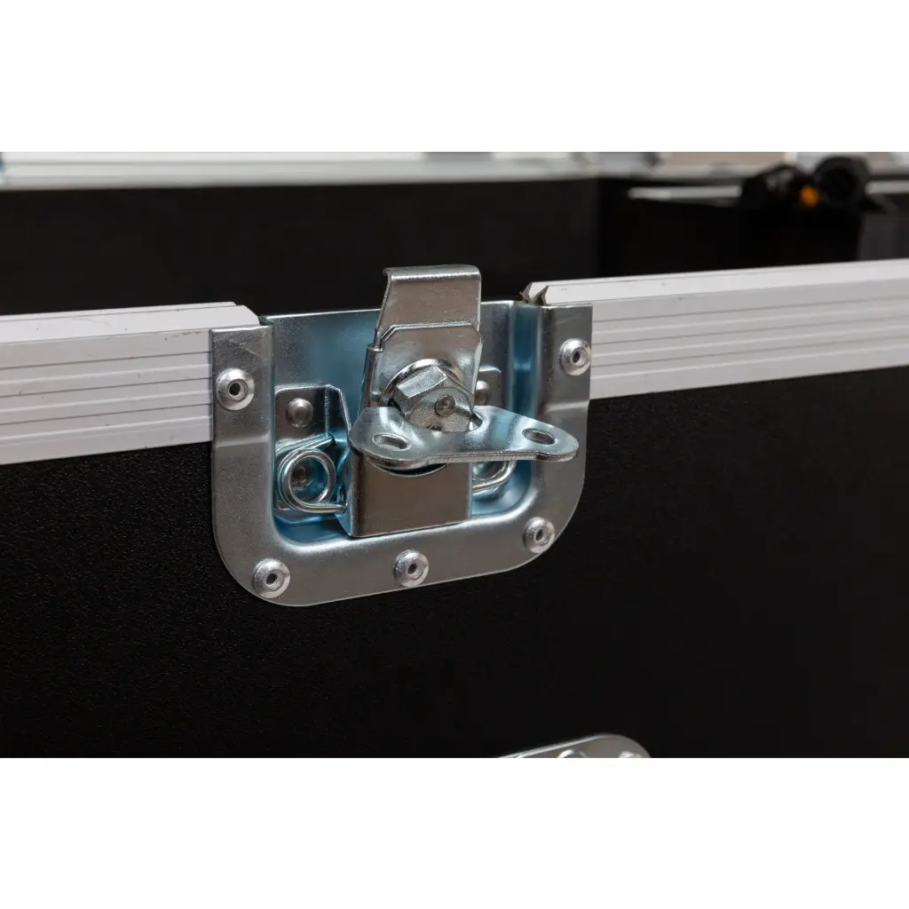 case-for-4x-bt-nonabeam-close-up4.webp