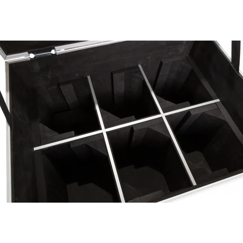 projector-case-3-close-up-1.webp