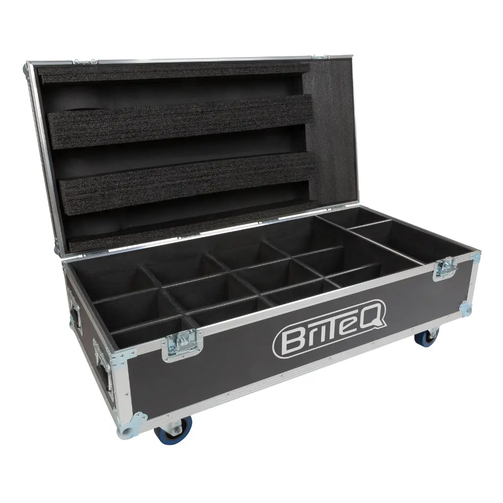 projector-case-6-front-5hr-open.webp