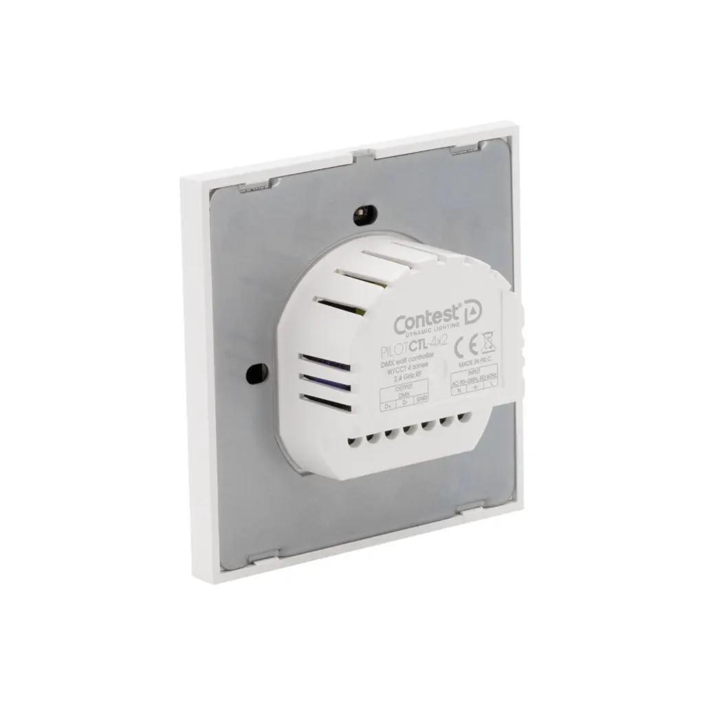 pilotctl-4x2-w_back.webp