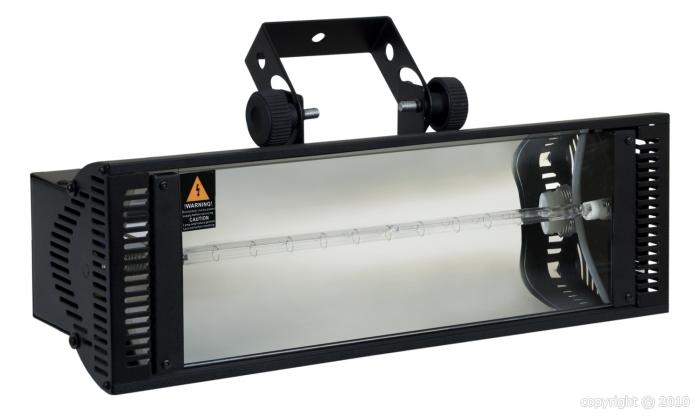 Briteq - Mega Strobe 1500 DMX